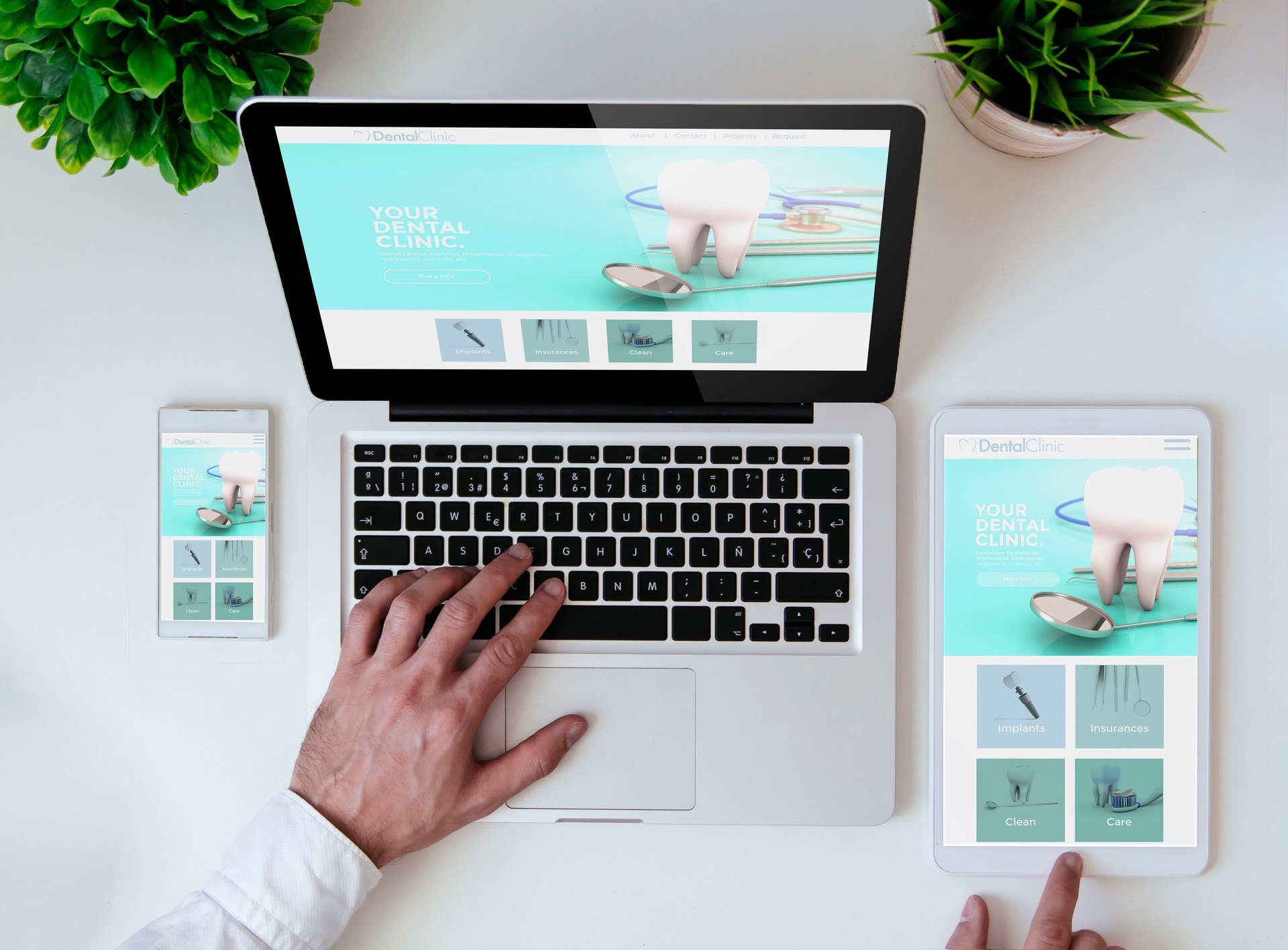 Web de la clínica dental de oficina mesa diseño cool